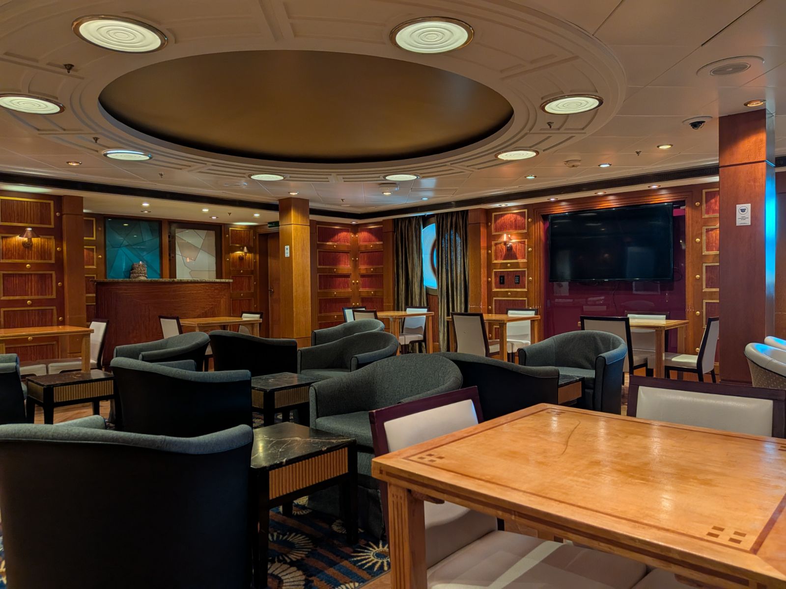 Adventure of the Seas - Card Room